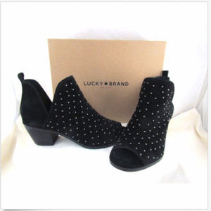 SALE Lucky Brand 6.5 Suede Barlenna